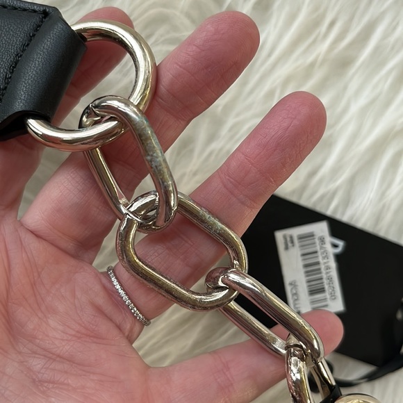 DKNY BUM BAG shearling NWT - Picture 9 of 10